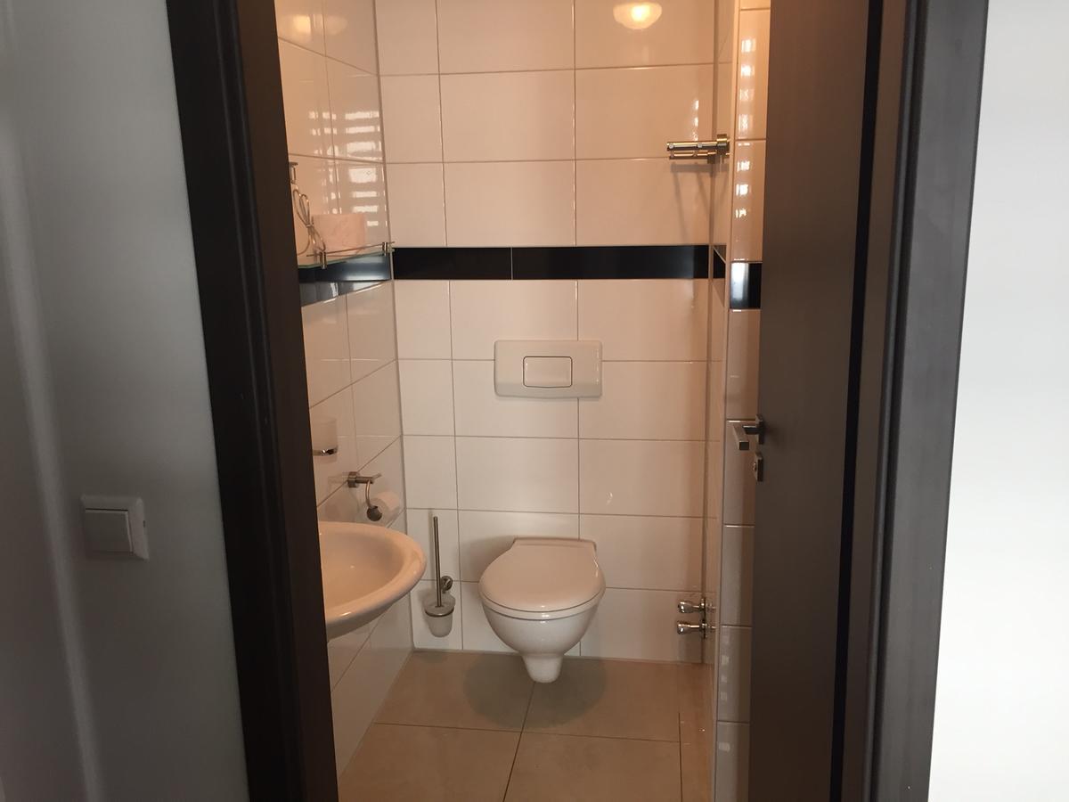 Hotel Ristorante Rostica Bad Urach Εξωτερικό φωτογραφία