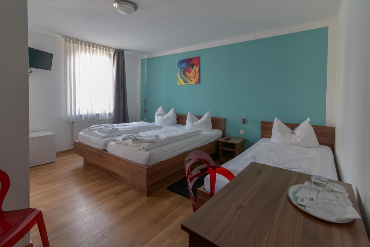 Hotel Ristorante Rostica Bad Urach Εξωτερικό φωτογραφία