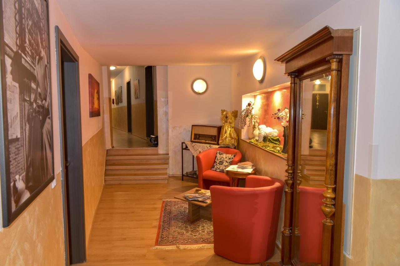 Hotel Ristorante Rostica Bad Urach Εξωτερικό φωτογραφία